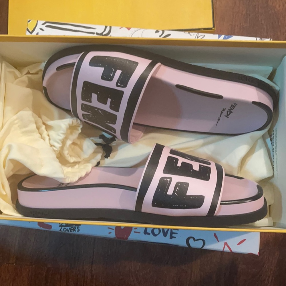Fendi Slides women’s size 7